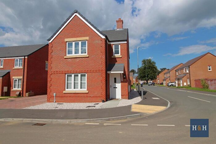 3 Bedroom House To Rent In Everdon Drive, Scholars Green -, NN2