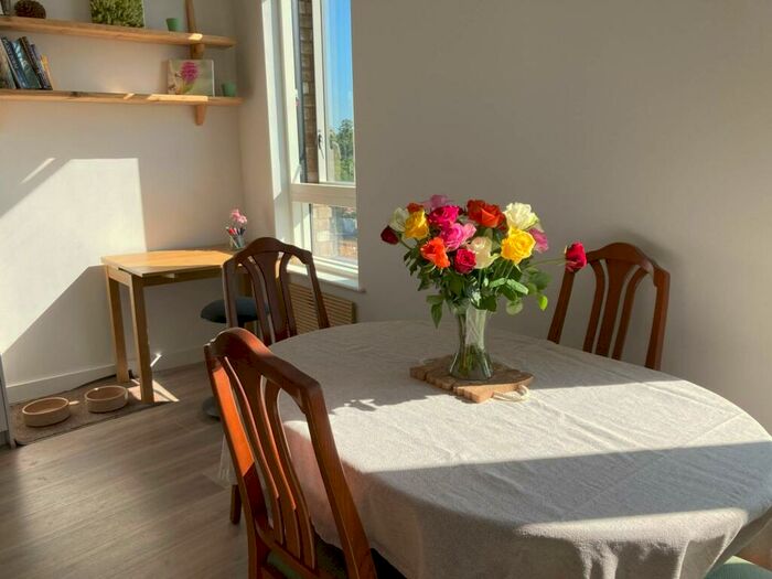 1 Bedroom Flat To Rent In Taona House, Stanmore, HA7