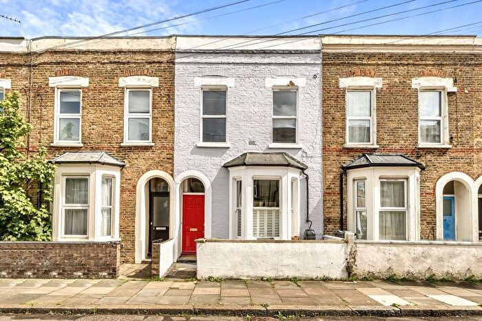 2 Bedroom Flat For Sale In Tintern Street, London, SW4