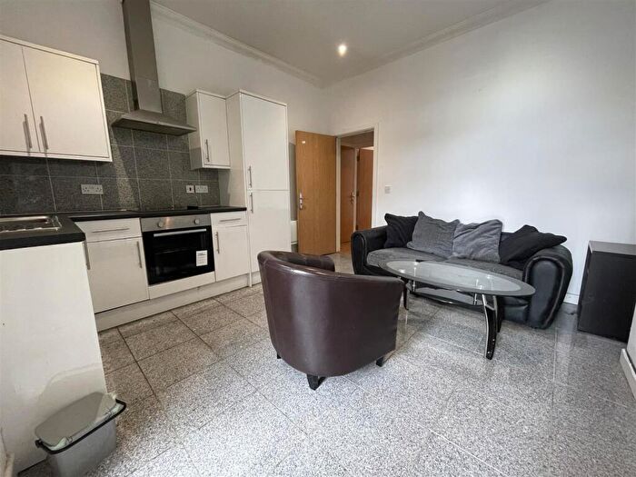 1 Bedroom Apartment To Rent In Albany Road, Cardiff, CF24