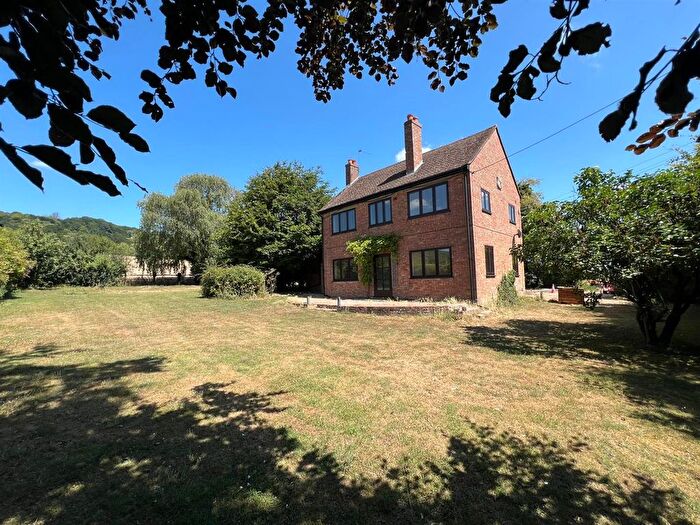 5 Bedroom Cottage To Rent In Park Farm Road, Birling, West Malling, ME19