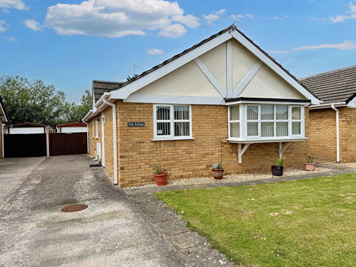 3 Bedroom Detached Bungalow For Sale In Trem Cinmel, Towyn, Abergele, LL22