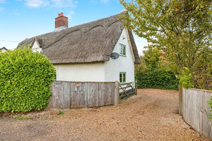 3 Bedroom Property For Sale In Quidenham Road, Banham, Norwich, NR16