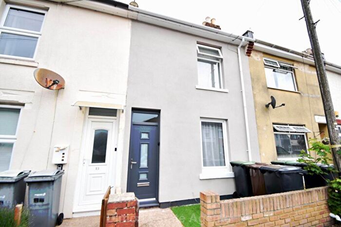 2 Bedroom Terraced House For Sale In Avery Lane, Gosport, PO12