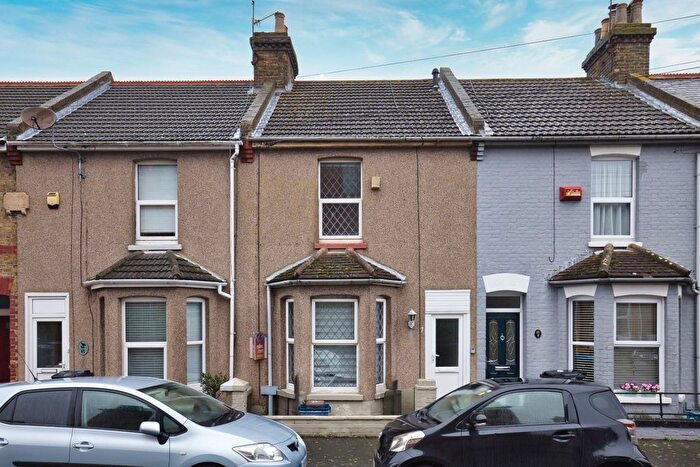 3 Bedroom Terraced House For Sale In King Edward Road, Ramsgate, Kent, CT11