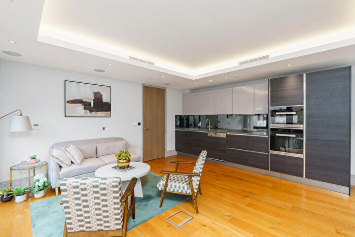 2 Bedroom Apartment For Sale In Cecil Grove, London, NW8