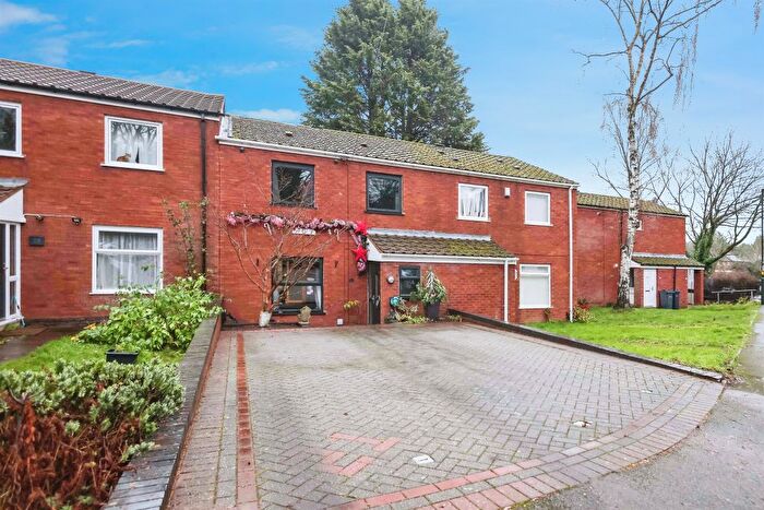 3 Bedroom Terraced House For Sale In Beaumont Drive, Harborne, Birmingham, B17