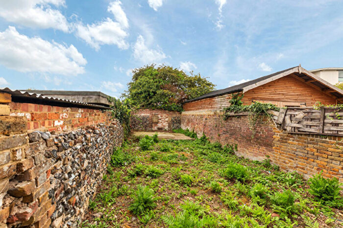 3 Bedroom Detached House For Sale In (A) Westwood Road, Broadstairs, Kent, CT10