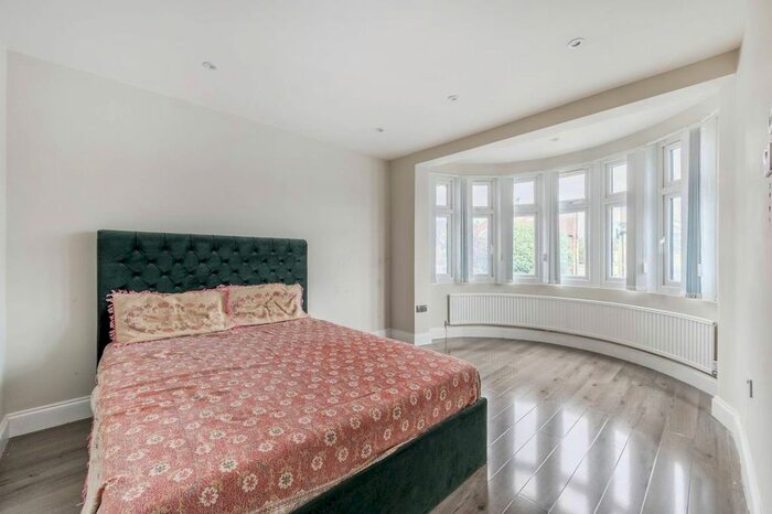 5 Bedroom Property To Rent In Headstone Gardens, Harrow, HA2