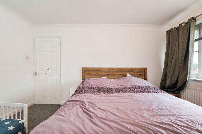 3 Bedroom Detached House For Sale In Mapleton Road, Hedge End, Southampton, SO30