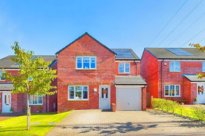 4 Bedroom Detached House For Sale In Todhills Place, Cumbernauld, G68