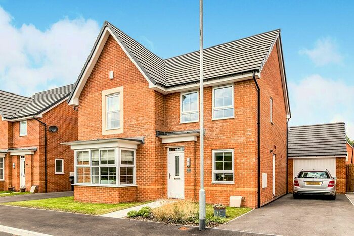 4 Bedroom Detached House To Rent In Oswalds Green, Methley, Leeds LS26