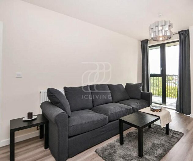 1 Bedroom Flat To Rent In North End Road, HA9