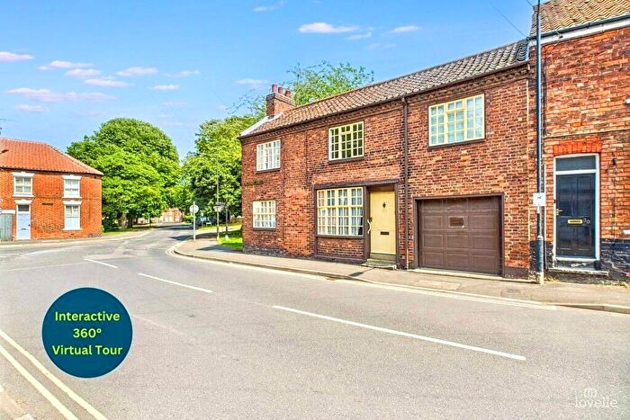 2 Bedroom End Of Terrace House For Sale In Whitecross Street, North Lincolnshire, Barton-upon-Humber, Lincolnshire, DN18