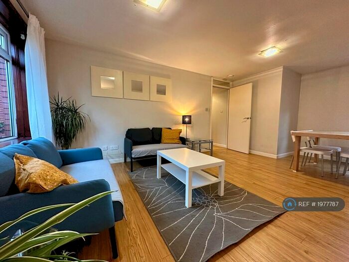 2 Bedroom Flat To Rent In Partick, Glasgow, G11