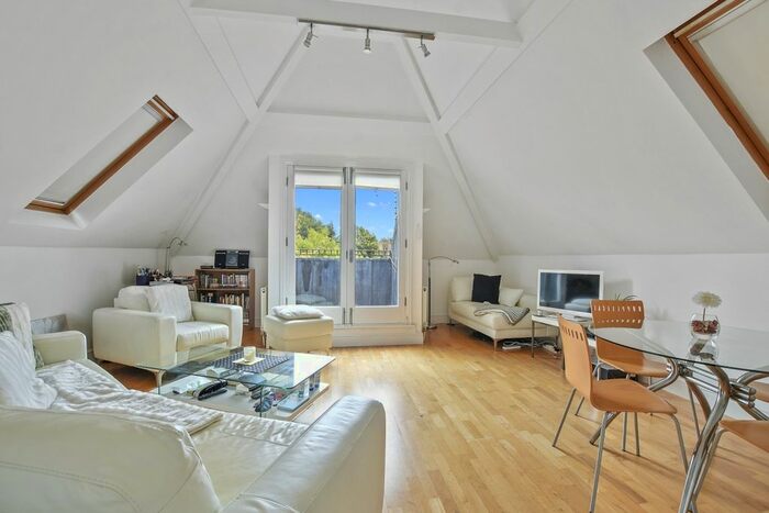 2 Bedroom Flat To Rent In Shoot Up Hill, London, NW2