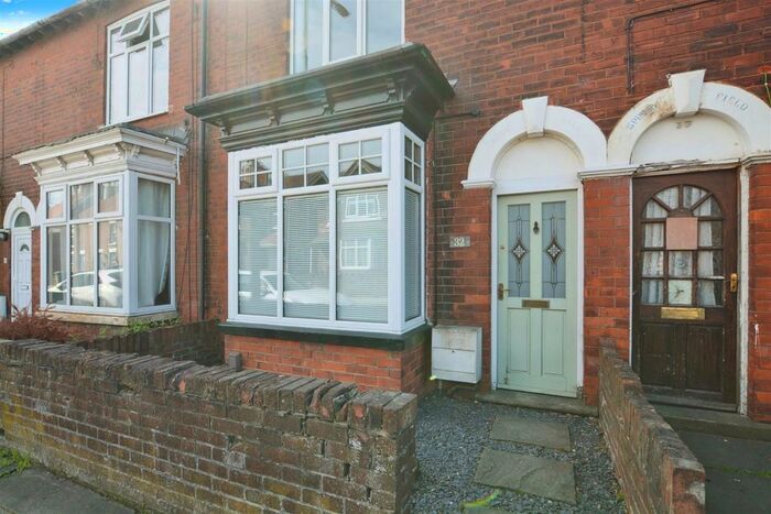 3 Bedroom Terraced House To Rent In Old Crosby, Scunthorpe, DN15