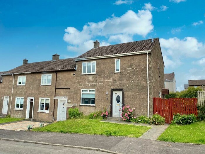 3 Bedroom End Of Terrace House To Rent In Tummel Green, The Village, East Kilbride, G74