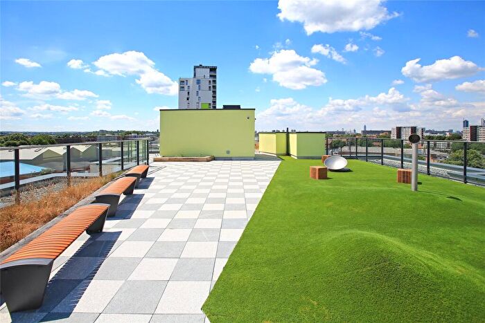 2 Bedroom Apartment For Sale In Rotherhithe New Road London, SE16