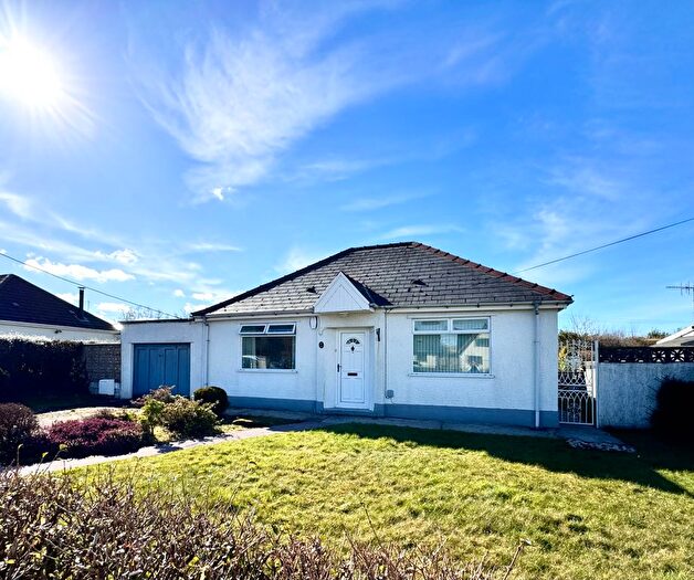 3 Bedroom Detached Bungalow For Sale In Smiths Avenue, Rhigos, Aberdare, CF44