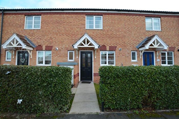 2 Bedroom Terraced House To Rent In Tudor Close, Newark, NG24