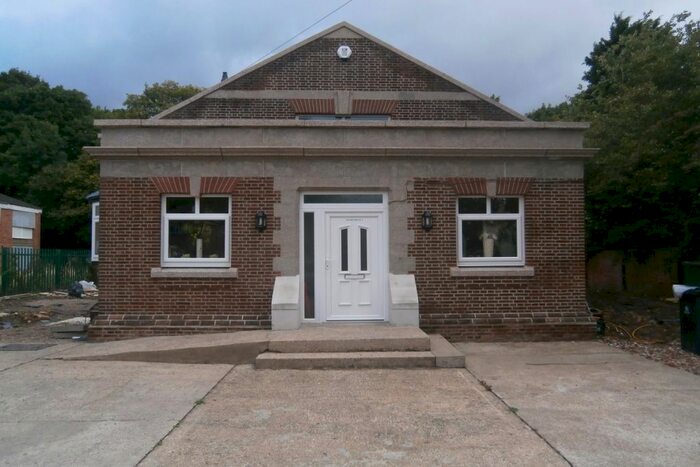 2 Bedroom Flat To Rent In Victoria Road, Bentley, Doncaster, South Yorkshire DN5