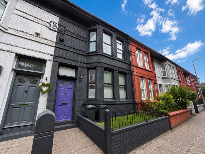 5 Bedroom Terraced House For Sale In Wadham Road, Bootle, Merseyside, L20