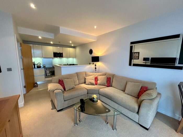 2 Bedroom Apartment To Rent In Watermark, Ferry Road, Cardiff Bay, CF11