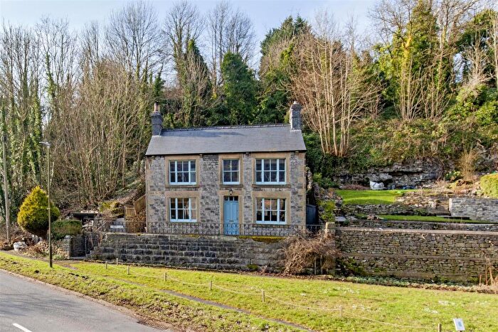 3 Bedroom Detached House For Sale In Dale End, Bradwell, Hope Valley, S33