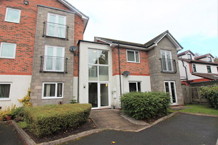 2 Bedroom Property To Rent In Newbridge Close, Radcliffe, Greater Manchester, M26