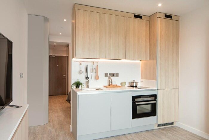 Studio To Rent In Enclave: Croydon, College Road, East Croydon, London, CR0