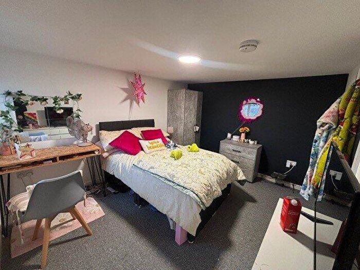 Property To Rent In Rolleston Drive, Nottingham, Nottinghamshire, NG7