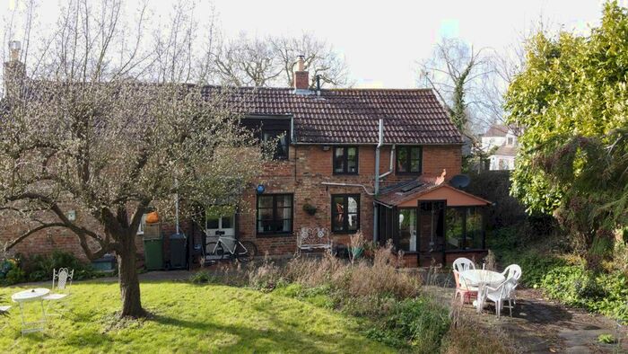 2 Bedroom Detached House To Rent In St. Swithuns Road, Hempsted, Gloucester, GL2