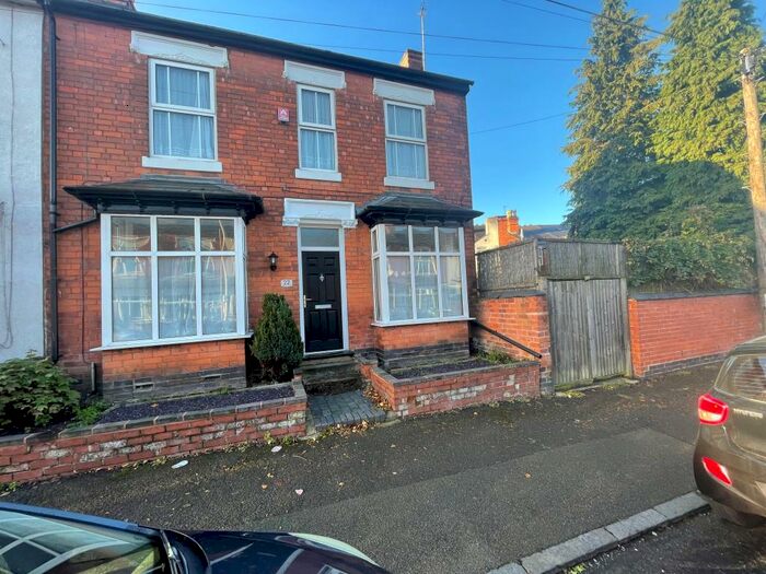 2 Bedroom House To Rent In Reginald Road, Smethwick, B67