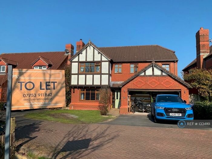 5 Bedroom Detached House To Rent In Jubilee Road, Walmer Bridge, Preston, PR4