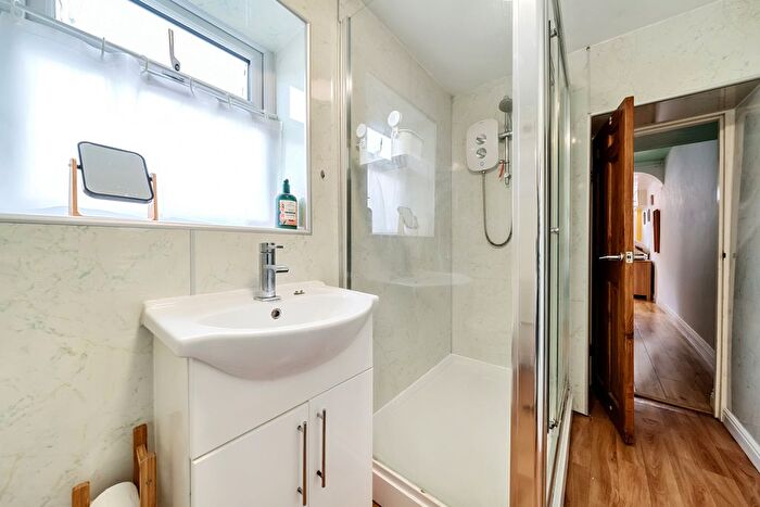 3 Bedroom Terraced House For Sale In Westgate Street, Taunton, TA1
