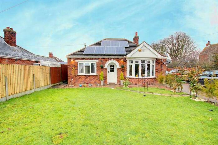 2 Bedroom Detached Bungalow For Sale In Kent Avenue, Theddlethorpe, Mablethorpe, LN12