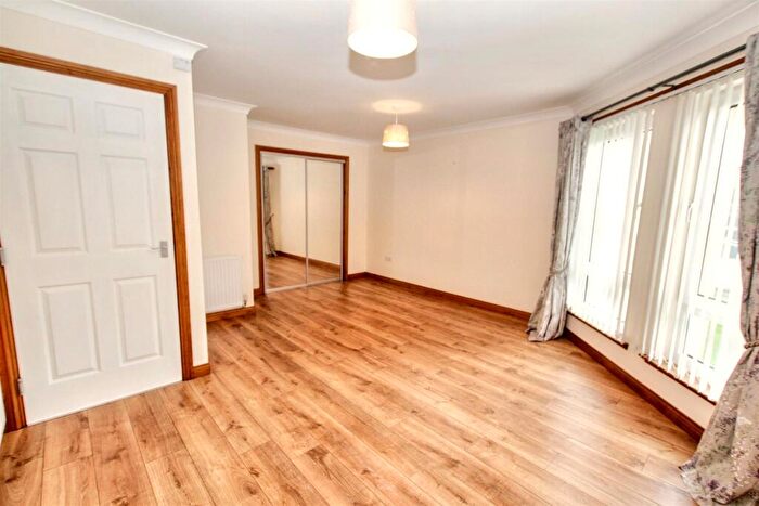 1 Bedroom Flat For Sale In Mousebank Road, Lanark, ML11