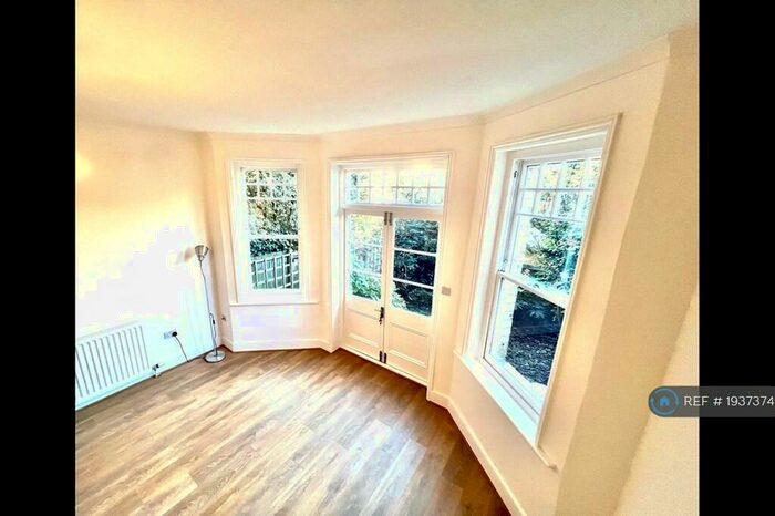 1 Bedroom Flat To Rent In Hornsey Lane Gardens, London, N6