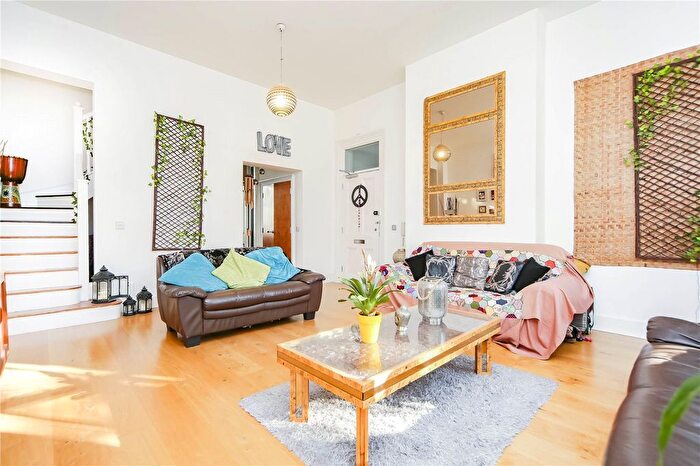 1 Bedroom Flat To Rent In Building, Chatham Close, London, SE18