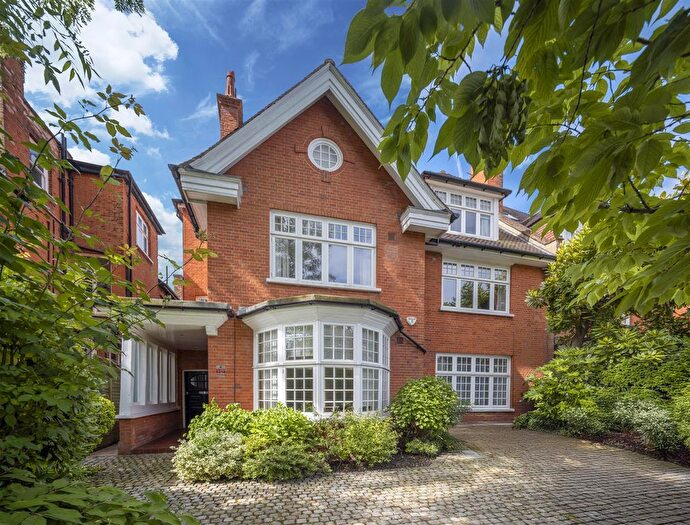 7 Bedroom Property To Rent In Bracknell Gardens, Hampstead, NW3