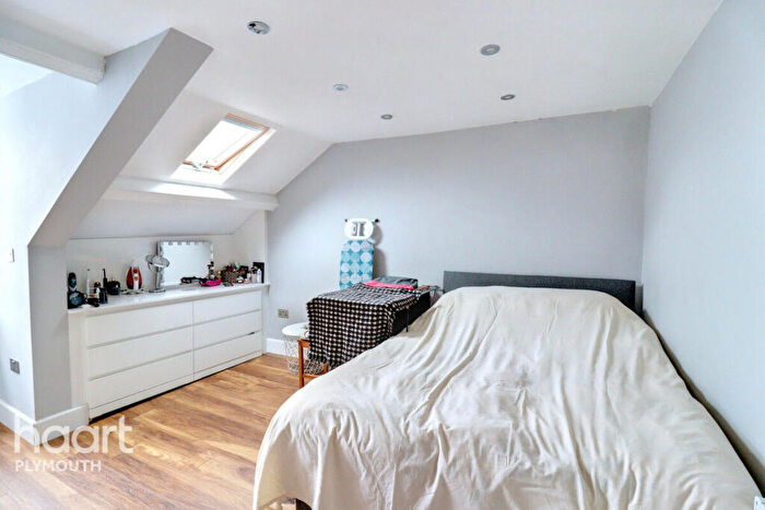 1 Bedroom Apartment To Rent In Citadel Road, Plymouth, PL1