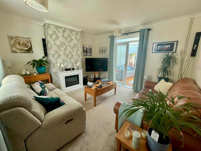 3 Bedroom Semi-Detached House For Sale In Rowney Avenue, Wimbish, Saffron Walden, CB10