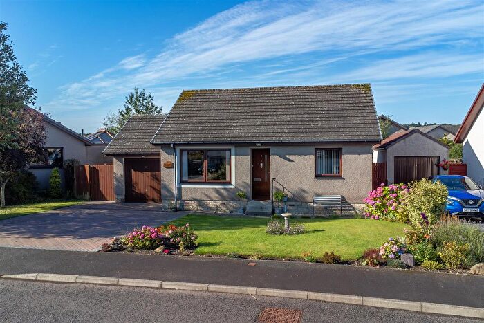 3 Bedroom Detached Bungalow For Sale In Hirsel View, Coldstream, TD12
