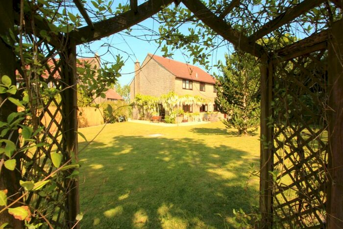 4 Bedroom Detached House For Sale In Oak Leaf Court, Leigh Upon Mendip, BA3