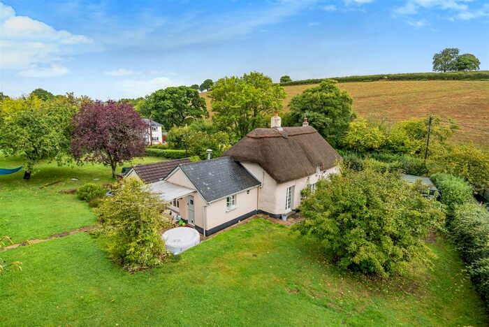 4 Bedroom Detached House For Sale In Dunsford, Exeter, EX6