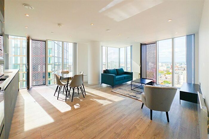 2 Bedroom Apartment To Rent In Blade Tower, M15