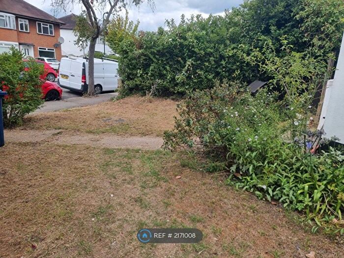 2 Bedroom Flat To Rent In Drayton Bridge Road, London, W13