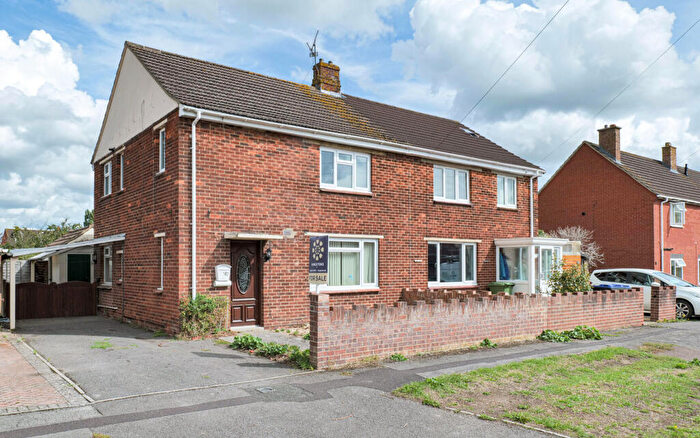 3 Bedroom Semi-Detached House For Sale In Portman Road, Melksham, SN12