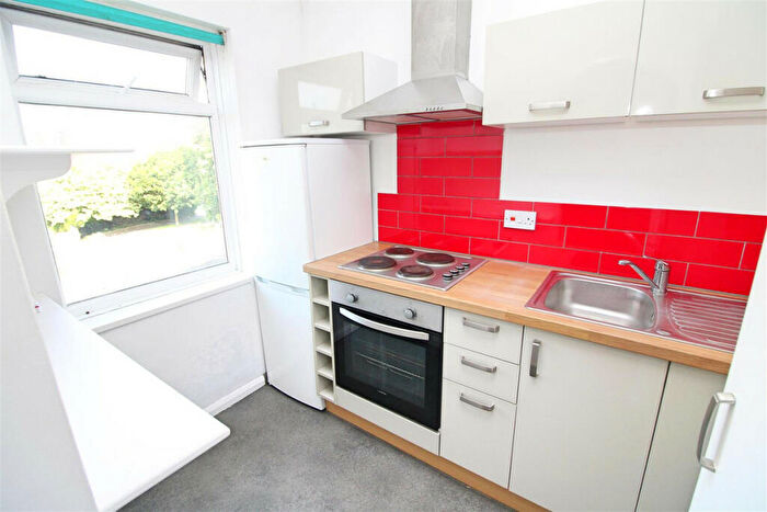 1 Bedroom Apartment For Sale In Tower Road, Brighton, BN2